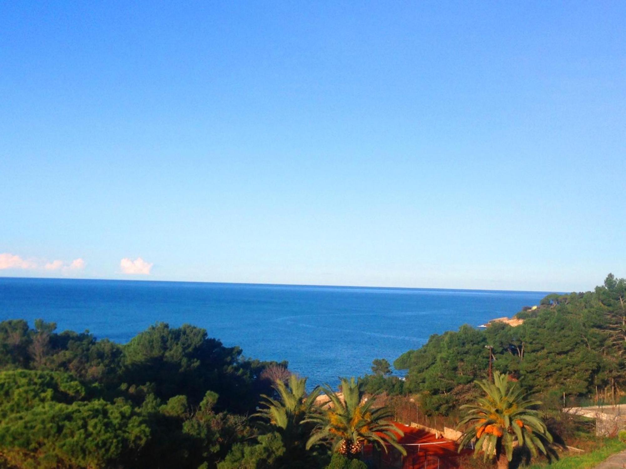 Corpus B - Hotel Albatros Ulcinj Ruang foto